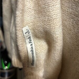 Abercrombie & Fitch Beige Knitwear wrap sweater size small